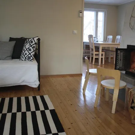 شقة Authentic Wooden House By The River With An Igloo روفانييمي