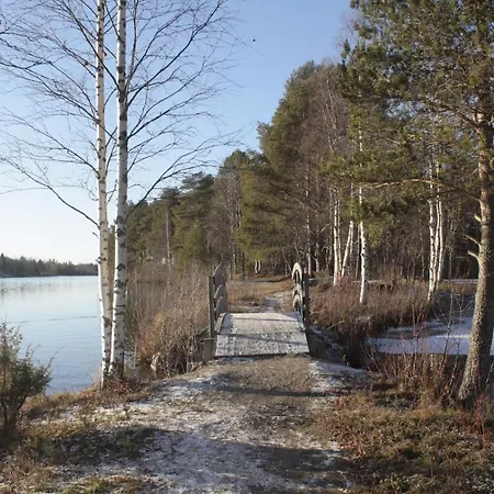 Authentic Wooden House By The River With An Igloo *