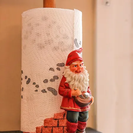 Authentic Wooden House By The River With An Igloo Rovaniemi