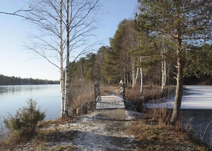 Authentic Wooden House By The River With An Igloo *